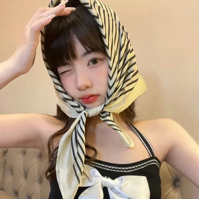 30拉紧抱